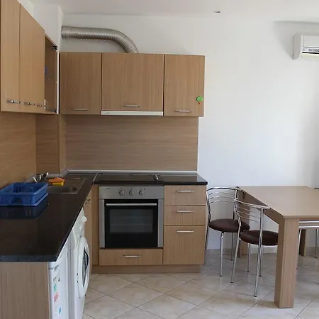 Orange 2 * Sveti Vlas